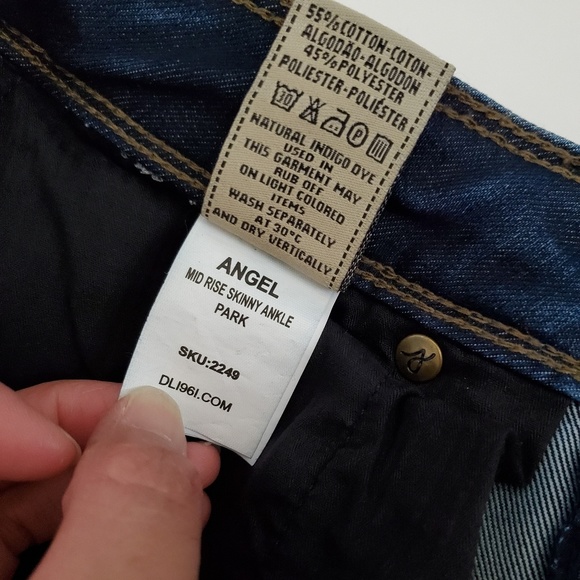 DL1961 Angel Mid Rise Ankle Jeans - Picture 7 of 8